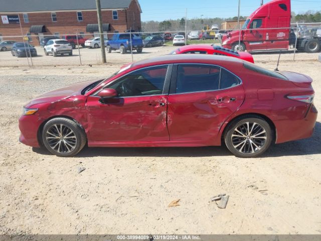 4T1B11HK1JU660233 Toyota CAMRY SE