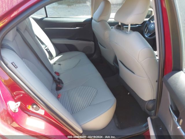 4T1B11HK1JU660233 Toyota CAMRY SE