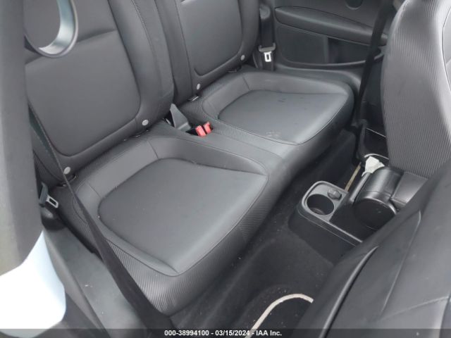 3VWJP7AT6EM619320 Volkswagen Beetle 2.5l