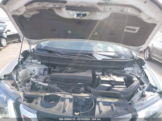 Nissan ROGUE S 2019 5N1AT2MT3KC715136 Image 10