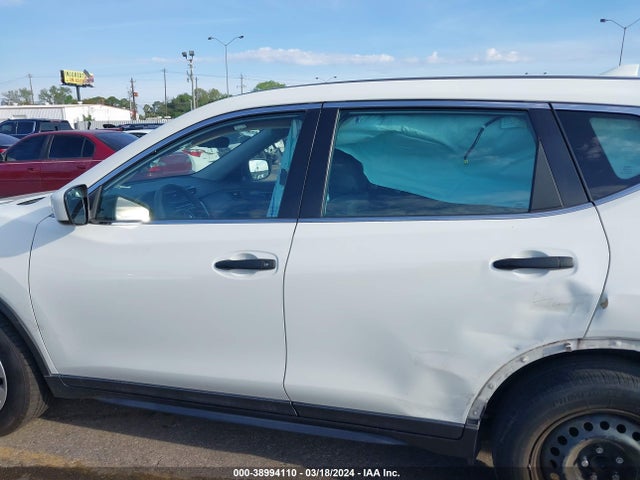 Nissan ROGUE S 2019 5N1AT2MT3KC715136 Image 14