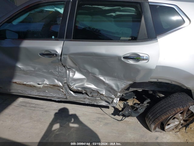 Nissan ROGUE SV 2018 KNMAT2MT3JP519936 Image 6