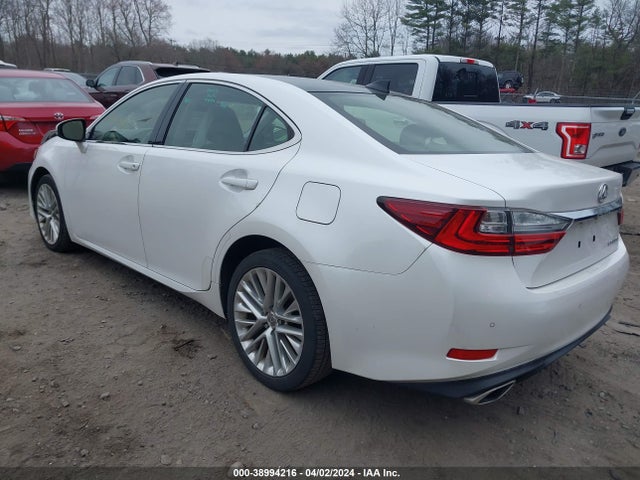Lexus ES 350 2016 JTHBK1GG7G2219935 Image 3