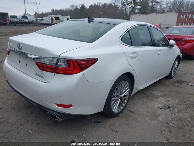 Lexus ES 350 2016 JTHBK1GG7G2219935 Image 4