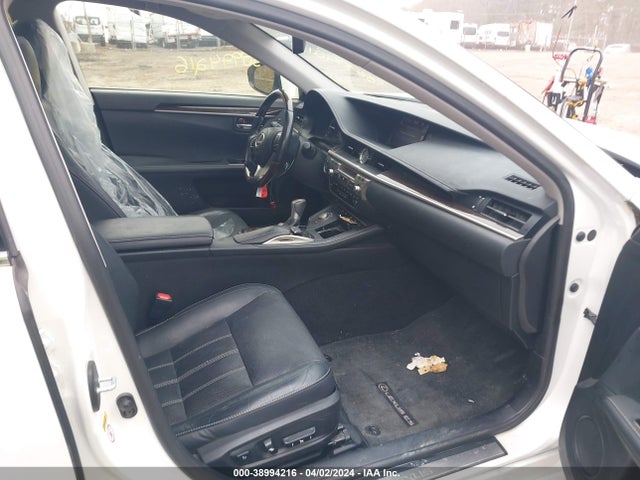Lexus ES 350 2016 JTHBK1GG7G2219935 Image 5
