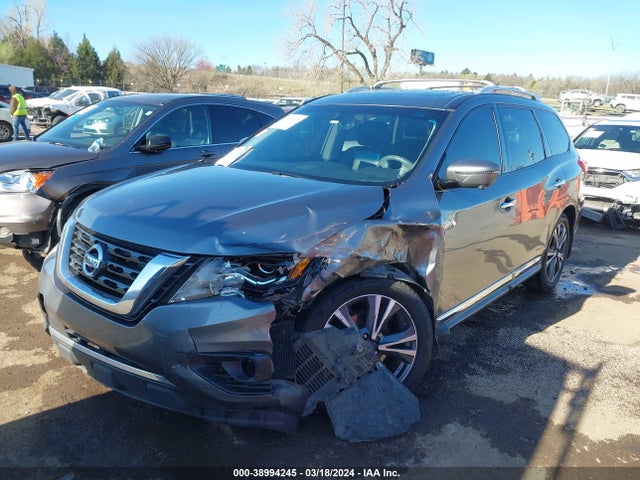 Nissan Pathfinder Platinum 2018 5N1DR2MM1JC602563 Image 2