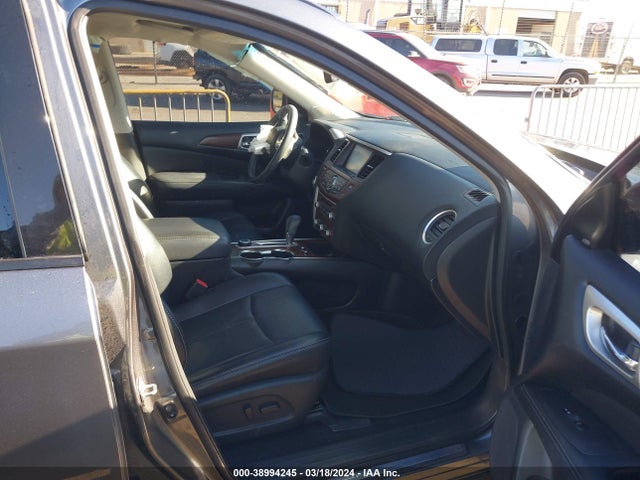 Nissan Pathfinder Platinum 2018 5N1DR2MM1JC602563 Image 5