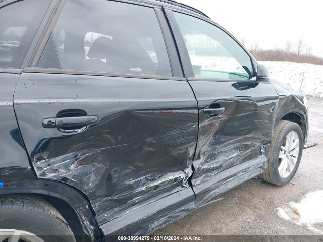 WA1ECCFS2HR008383 Audi Q3 2.0t Premium