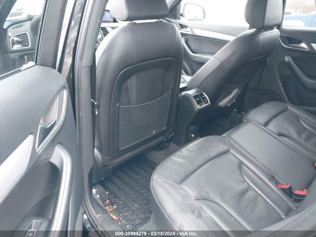 WA1ECCFS2HR008383 Audi Q3 2.0t Premium