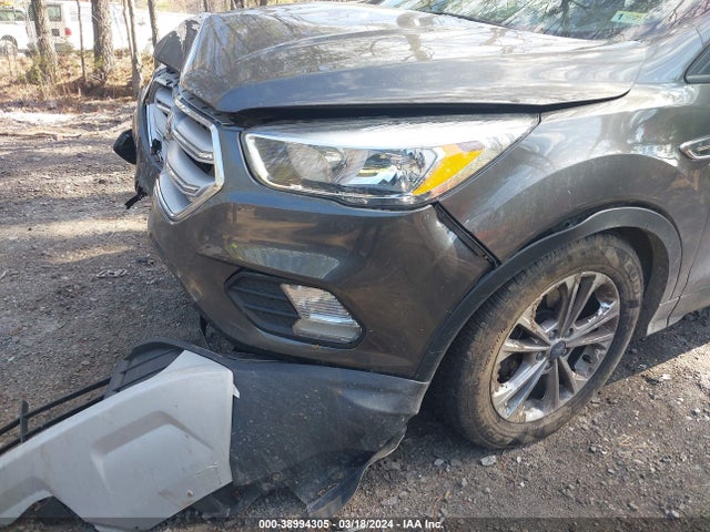 Ford ESCAPE SE 2018 1FMCU0GD2JUB01699 Image 6