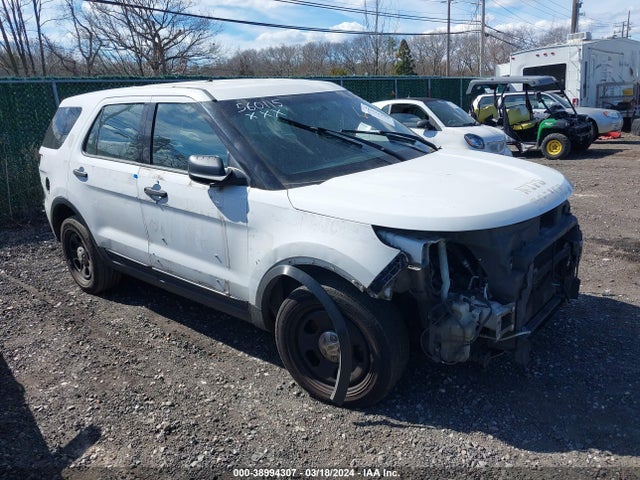 Ford Utility Police Interceptor 2015 1FM5K8AR5FGB32422 Image 1