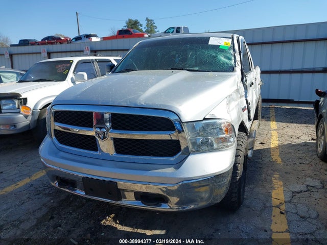 1C6RR7FT6KS520029 RAM 1500 Classic Tradesman Quad Cab 4x4 6'4 Box