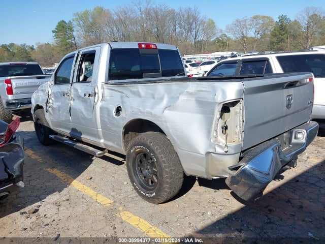 1C6RR7FT6KS520029 RAM 1500 Classic Tradesman Quad Cab 4x4 6'4 Box