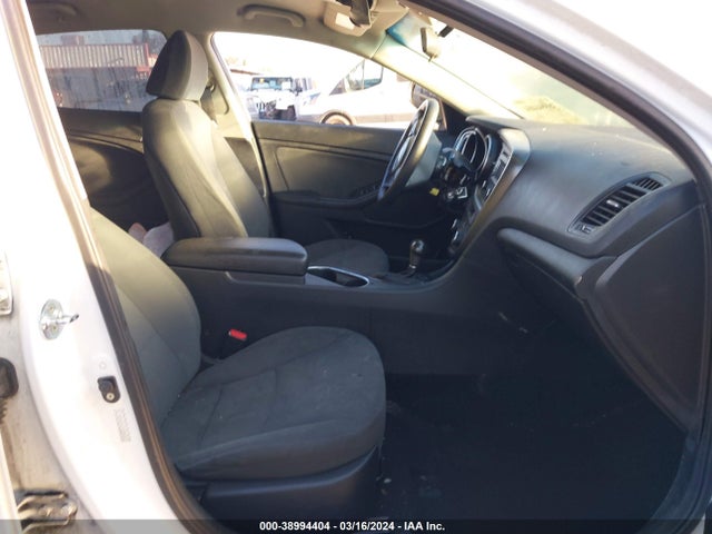 KIA Optima Lx 2015 KNAGM4A71F5594662 Image 5