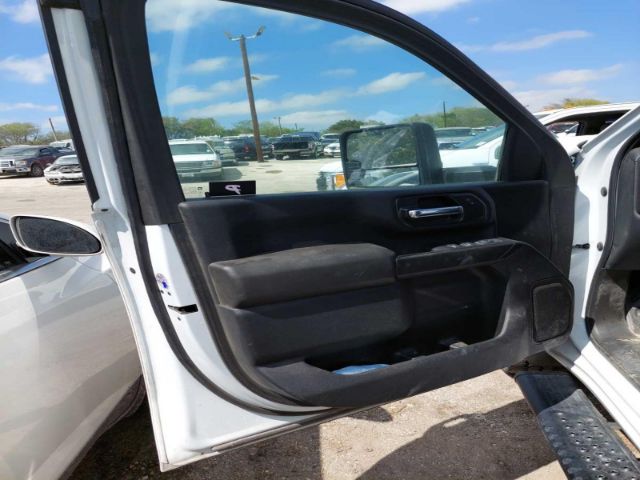 1GC2YLE73NF184735 Chevrolet Silverado K2500 Heavy Duty
