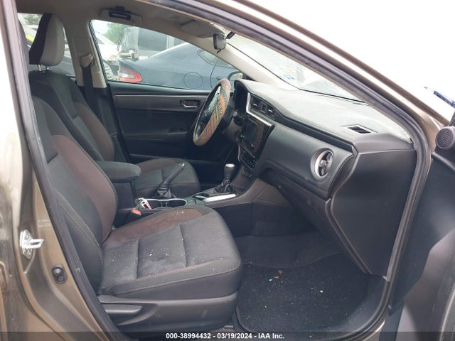 Toyota COROLLA LE 2019 2T1BURHEXKC238738 Image 5