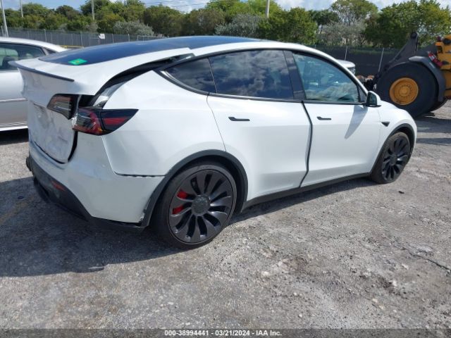 2022 TESLA MODEL Y 7SAYGDEF3NF325076 Photo 3