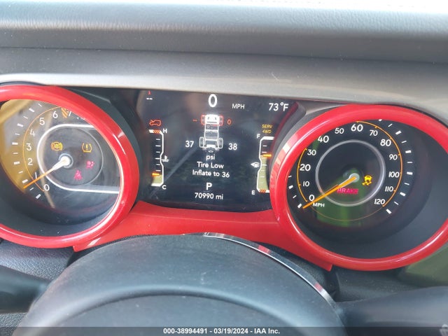 1C4HJXEG7KW517679 Jeep Wrangler Unlimited Sahara 4x4