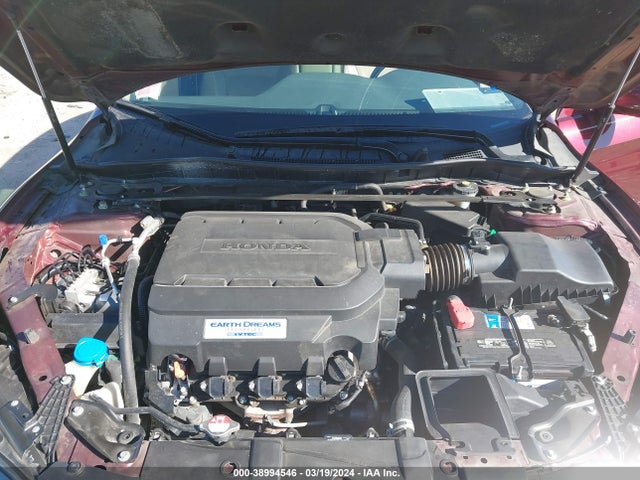 Honda Accord Touring 2016 1HGCR3F91GA017874 Image 10