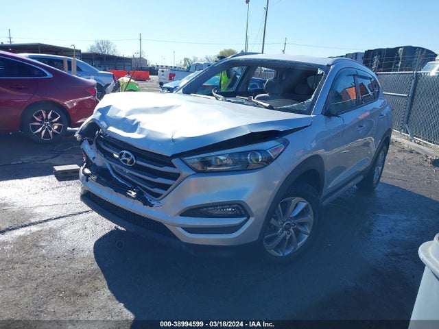 Hyundai TUCSON SEL 2018 KM8J3CA43JU688497 Image 2