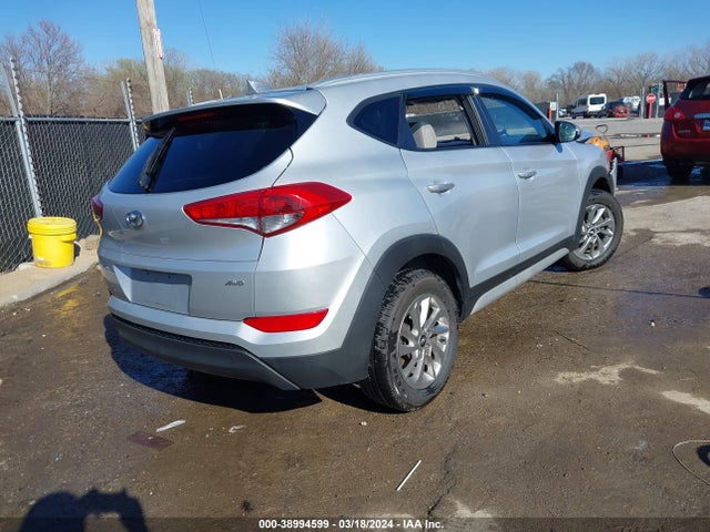 Hyundai TUCSON SEL 2018 KM8J3CA43JU688497 Image 4