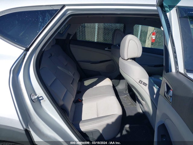 Hyundai TUCSON SEL 2018 KM8J3CA43JU688497 Image 8