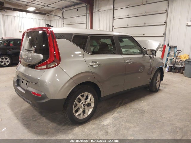 KIA SOUL LX 2022 KNDJ23AU3N7806608 Image 4