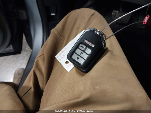 Honda Pilot Elite 2016 5FNYF6H04GB027349 Image 11
