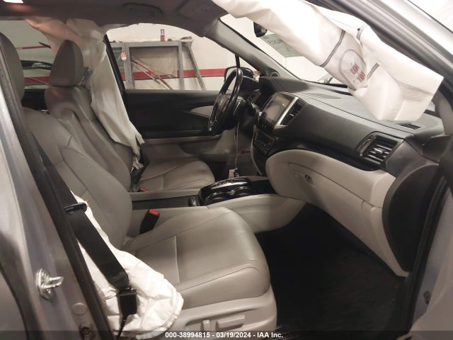 Honda Pilot Elite 2016 5FNYF6H04GB027349 Image 5