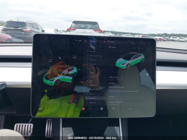 5YJ3E1EB7KF214082 Tesla Model 3 Long Range/performance