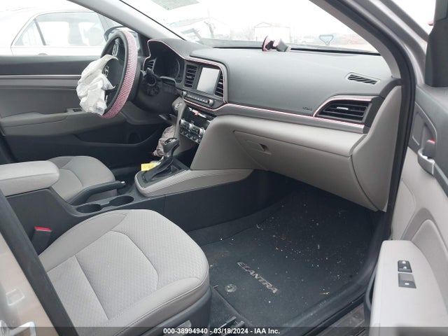 Hyundai Elantra Value Edition 2020 5NPD84LF4LH549970 Image 5