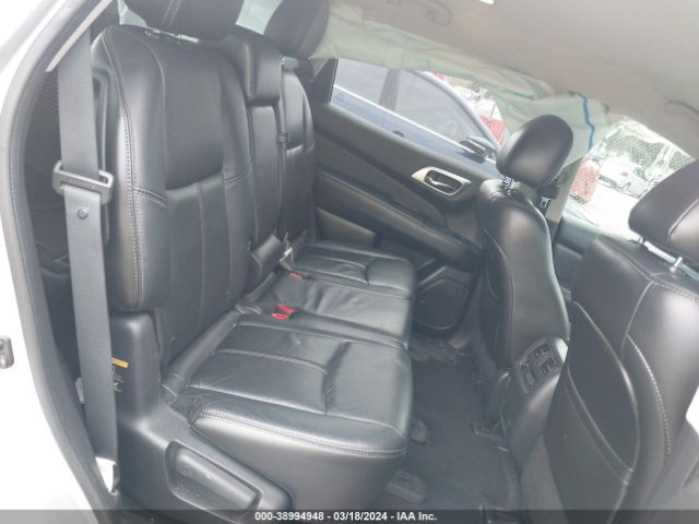 5N1AR2MN1EC613015 Nissan Pathfinder Sl