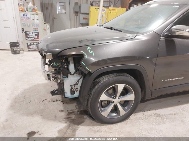 1C4PJMDNXKD167602 Jeep Cherokee Limited 4x4