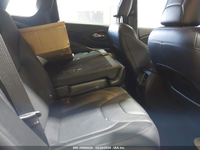 1C4PJMDNXKD167602 Jeep Cherokee Limited 4x4