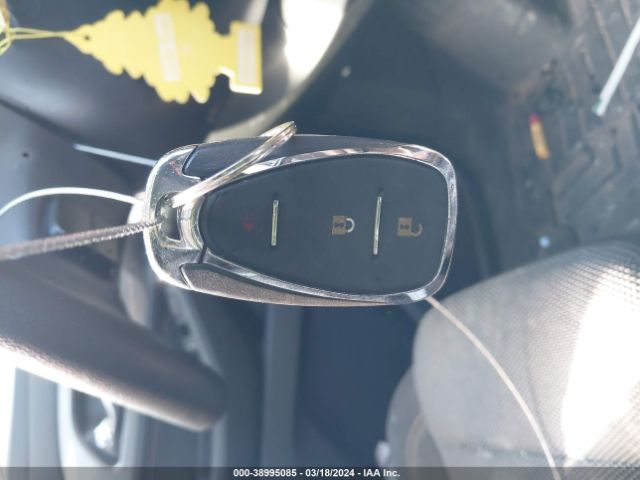 1GNERFKW7KJ214973 Chevrolet Traverse Ls
