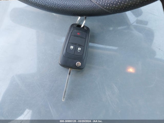 Chevrolet TRAX LS 2018 3GNCJKSB4JL224856 Image 11