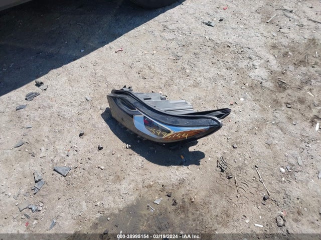 Chevrolet EQUINOX LS 2018 2GNAXHEV4J6245161 Image 12
