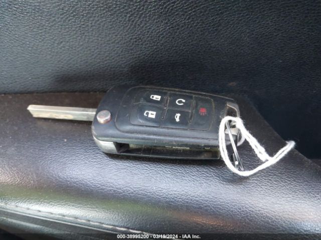 1G11D5SL7FF213006 Chevrolet MALIBU 2LT