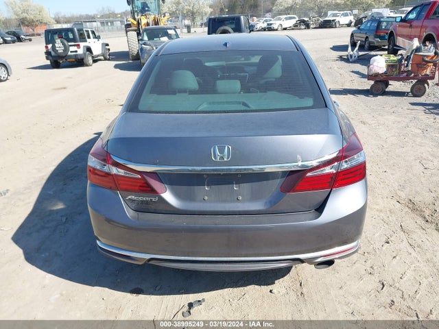 Honda ACCORD EX 2016 1HGCR2F75GA208271 Image 17