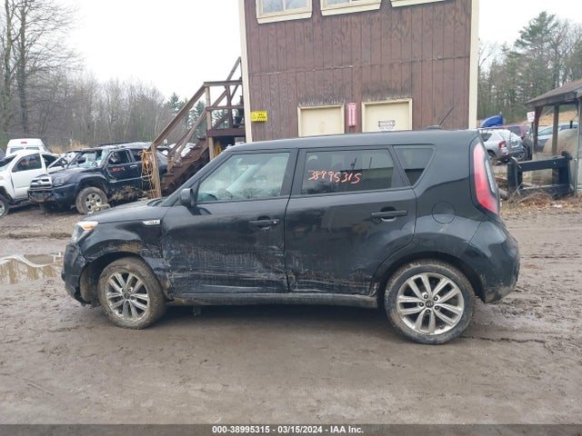 KIA SOUL + 2018 KNDJP3A59J7889949 Image 14