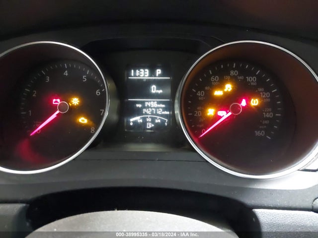 3VWD17AJ9FM287985 Volkswagen Jetta 1.8t Se