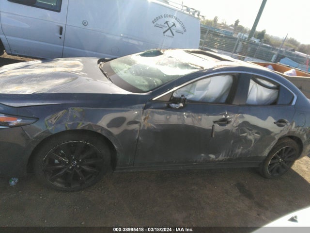 Mazda Mazda3 Carbon Edition 2022 3MZBPACL7NM317775 Image 13