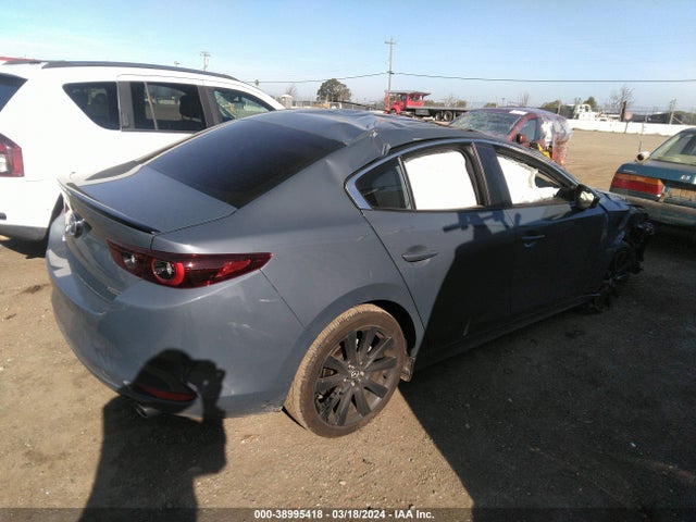 Mazda Mazda3 Carbon Edition 2022 3MZBPACL7NM317775 Image 4