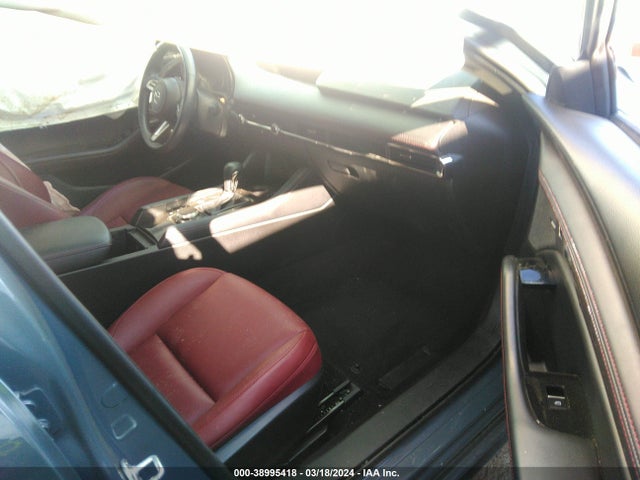 Mazda Mazda3 Carbon Edition 2022 3MZBPACL7NM317775 Image 5
