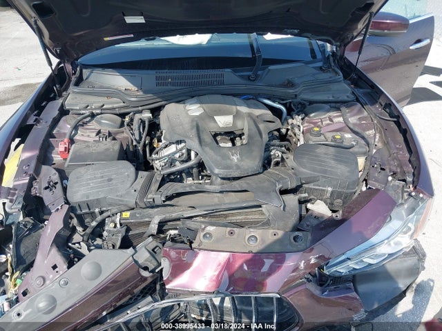 Maserati Ghibli 2018 ZAM57XSA3J1300381 Image 10