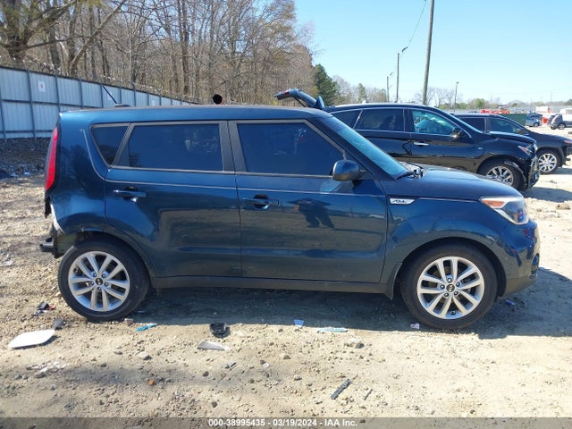 KIA SOUL + 2018 KNDJP3A51J7589113 Image 13