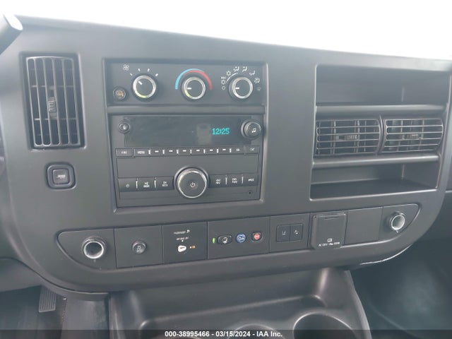 Chevrolet Express Cargo Rwd 2500 Regular Wheelbase Wt 2021 1GCWGAFP4M1154484 Image 19