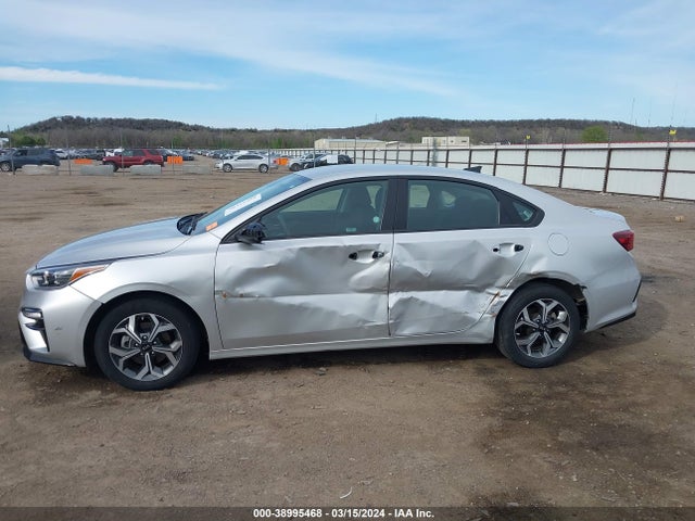 KIA Forte Lxs 2021 3KPF24AD1ME363854 Image 14