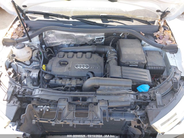 WA1JCCFS5JR030284 Audi Q3 2.0t Premium/2.0t Sport Premium