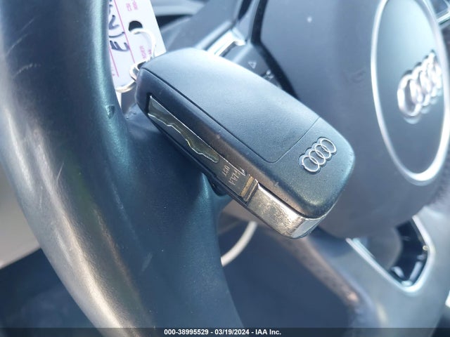 WA1JCCFS5JR030284 Audi Q3 2.0t Premium/2.0t Sport Premium
